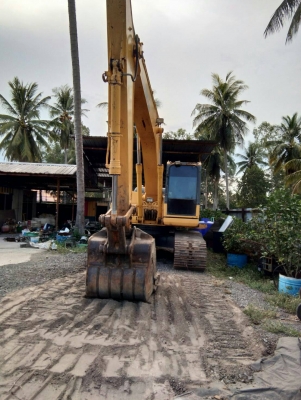 โคมัสสุ PC200-8 สมุดพร้อม รถเดิม 6ปี  เลขไมล์17,814 จดทะเบียนปี 2556