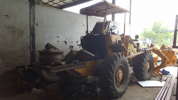 ขายตามสภาพ 185,000 บาท รถตัก CAT 910 เครื่องพังอย่างเดียว เกียร์ครบ ยางสวย ราคาต่อรองได้ครับ ขายตามสภาพ 185,000 บาท รถตัก CAT 910 เครื่องพังอย่างเดียว เกียร์ครบ ยางสวย ราคาต่อรองได้ครับ