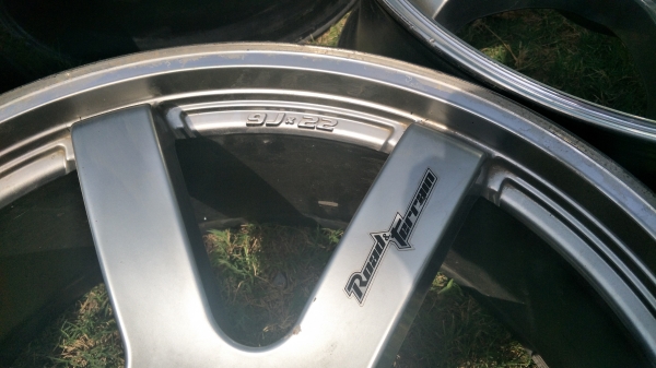 ขอบ22  ล้อเปล่าขายถูกๆrt7