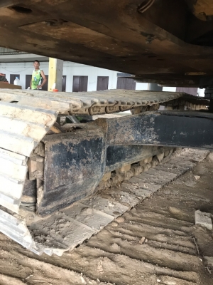 ขายรถแบคโฮ CAT320C สวยสภาพพร้อมไช้เครื่องดีโซ่หนาเอวแน่น