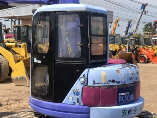 ขายรถขุด KOMATSU PC50UU-2 อาร์มยาวพิเศษ คอนโทรลสั้น นำเข้าเองจากญี่ปุ่น สภาพสวยพร้อมใช้ มีVDOการทำงานครับ