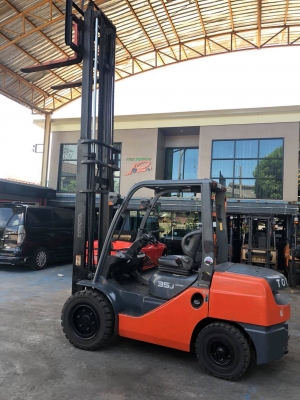 ขายรถฟอร์คลิฟท์เก่านอกนำเข้าจากญี่ปุ่น Toyota 8FD35J