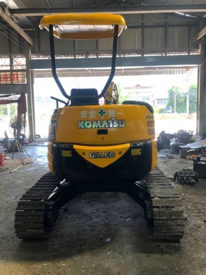 KOMATSU PC35MR-1  รถเก่านอกนำเข้าจากญี่ปุ่น  สภาพสวย เครื่องปั้มดี เอวแน่น โซ่สวยช่วงล่างเต็ม มีลายหัวแย็ก (#คอลโทนสั้นปั้มนิ้ว) เอกสารอินวอยครบ  ราคา450,000บาทต่อลองได้  สนใจโทร 096-541-1713 วัชรัตน์  รถขุดดีมีคุณภาพต้อง #ร้านแสนเจริญแทรกเตอร์  (เจ้าของข