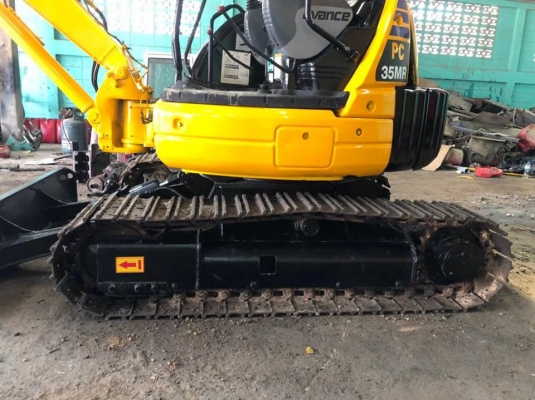 KOMATSU PC35MR-1  รถเก่านอกนำเข้าจากญี่ปุ่น  สภาพสวย เครื่องปั้มดี เอวแน่น โซ่สวยช่วงล่างเต็ม มีลายหัวแย็ก (#คอลโทนสั้นปั้มนิ้ว) เอกสารอินวอยครบ  ราคา450,000บาทต่อลองได้  สนใจโทร 096-541-1713 วัชรัตน์  รถขุดดีมีคุณภาพต้อง #ร้านแสนเจริญแทรกเตอร์  (เจ้าของข
