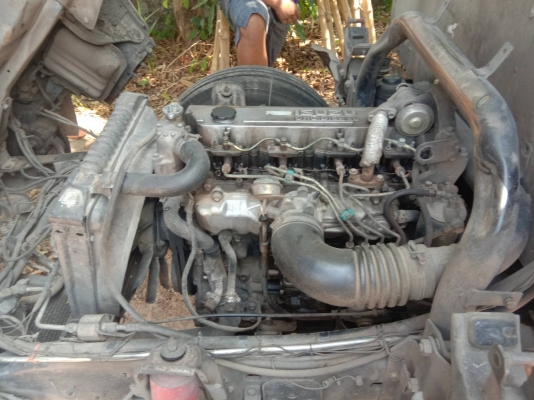 6ล้อตู้แห้งยาว5เมตร ISUZU NPR 120แรง 6ล้อตู้แห้งยาว5เมตร ISUZU NPR 120แรง