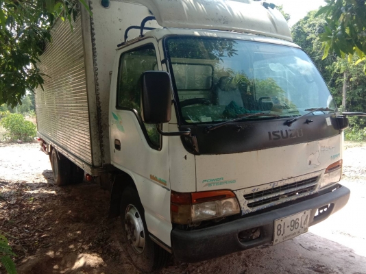 6ล้อตู้แห้งยาว5เมตร ISUZU NPR 120แรง 6ล้อตู้แห้งยาว5เมตร ISUZU NPR 120แรง