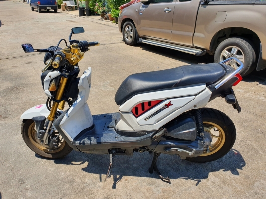 ข้อมูลรถ Zoomer x 2015 มีเล่มชุดโอนครบ โอนได้ปกติ
