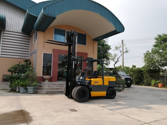 โฟล์คลิฟท์ KOMATSU 3.5 ตัน ดีเซล เกียร์ธรรมดา รถสวย เครื่องยนต์ ดีมาก ญี่ปุ่นแท้นำเข้า ชมเครื่องจักร โฟล์คลิฟท์ รอก นับ1,000รายการจากญี่ปุ่นwww.paholgroup.com