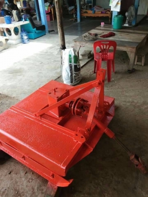 เครื่องตัดหญ้ายี่ห้อฮุัยขนาด1เมตร10ซม เครื่องตัดหญ้ายี่ห้อฮุัยขนาด1เมตร10ซม