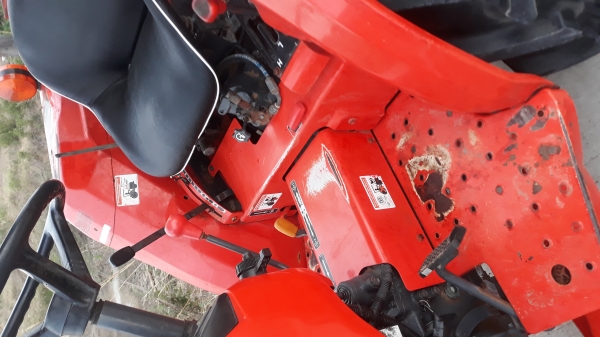 ขาย L3408DTสภาพพร้อมใช้งาน เครื่อง เกียรดี ไฮโลลิกแจ๋วๆ ยางดี4เส้น