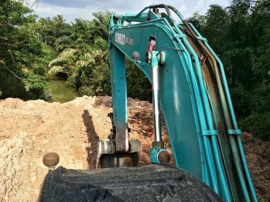 ขายแบคโฮKUBELCO SK200-Vธรรมดาราคา 550,000