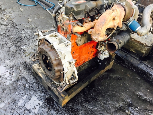 ขายเครื่อง HO6C เทอร์โบ 235 แรง