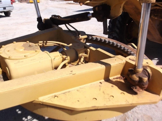 140G#72V10,900 พร้อม Scarifier หน้า ราคาน่าฟังเลยครับคันนี้ รถอยู่อเมริกา สั่งนำเข้าง่ายๆครับ 140G#72V10,900 พร้อม Scarifier หน้า ราคาน่าฟังเลยครับคันนี้ รถอยู่อเมริกา สั่งนำเข้าง่ายๆครับ