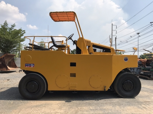 ขายรถบด 9 ล้อ MITSUBISHI MR20 เครื่องยนต์ มิตซูบิชิ พร้อมใช้งาน นำเข้าเองจากประเทศญี่ปุ่น ติดต่อ 063-9316985 ID LINE : 0639316985 ครับ