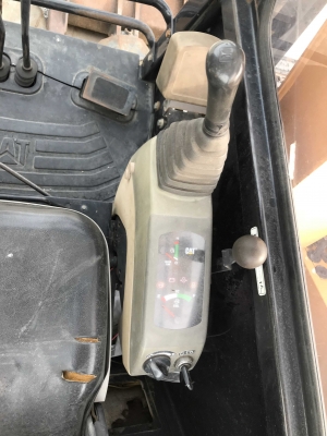 CAT 305SR สภาพสวย นำเข้าตรงจากญี่ปุ่น