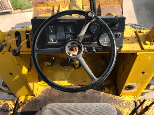 ขายรถตัก KOMATSU 515-2 ขายรถตัก KOMATSU 515-2