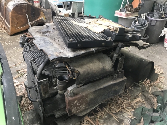 ซาก CAT 950G เครื่อง เกียร์ เฟืองท้ายอยู่ครบ (หัวฉีดใหม่ซื้อจากเมโทรสองแสนกว่าแล้ว) ซาก CAT 950G เครื่อง เกียร์ เฟืองท้ายอยู่ครบ (หัวฉีดใหม่ซื้อจากเมโทรสองแสนกว่าแล้ว)