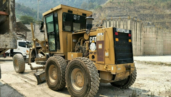 ขายรถเกรดCAT140H 5600ชม.140Gเอกสารเล่มทะเบียนมี2คันราคา 2,700,000
