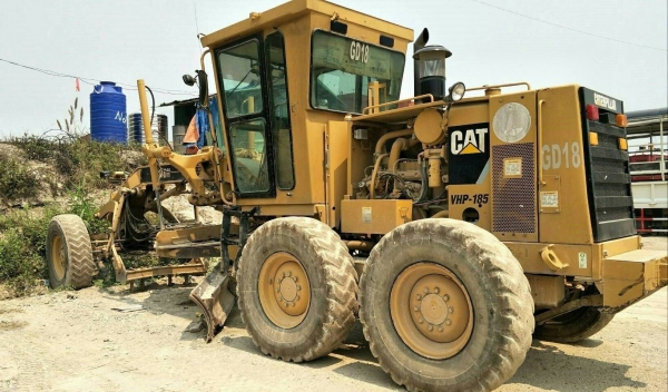 ขายรถเกรดCAT140H 5600ชม.140Gเอกสารเล่มทะเบียนมี2คันราคา 2,700,000