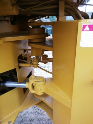 รถญี่ปุ่นเกรดA ขายถูก KOMATSU 510 กรองเดี่ยว ซีเรียลสูง นำเข้าจากญี่ปุ่น โทร.090-986-2521 อ๊อบ