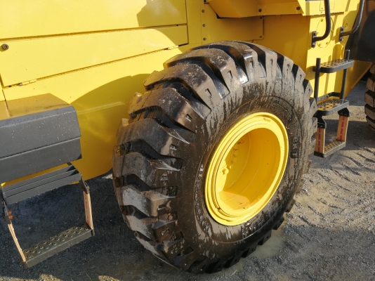 ขาย รถตักล้อยาง TCM L27-3 แขนยาวแท้จากญี่ปุ่น ยางใหม่ 4เส้น ใช้งานยาวๆ รถสวยกริ๊บ โทร.090-986-2521 อ๊อบ