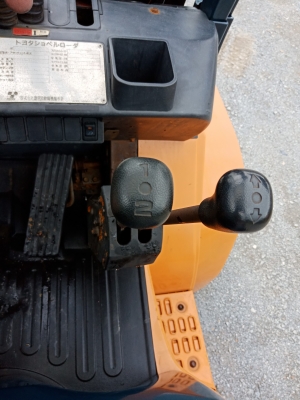 รถญี่ปุ่นเกรดA ขายถูก TOYOTA SD15 รุ่น7 แขนยาวแท้ นำเข้าจากญี่ปุ่น โทร.090-986-2521 อ๊อบ