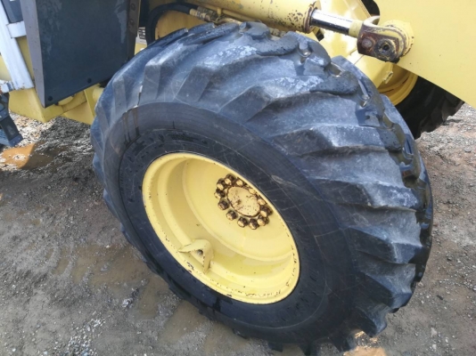 ขาย รถตักล้อยาง KOMATSU WA100-3 เครื่อง 6สูบ นำเข้าจากญี่ปุ่น โทร.090-986-2521 อ๊อบ
