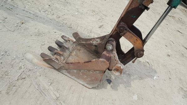 BIG SALE* ลดกระหน่ำ รถขุดKOMATSU PC20-7E /คอนโทรลน้ำมัน / ปั๊มเฟือง4 ตอน /แทรคเหล็ก /สินค้าเก่า ขายตามสภาพ