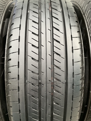 ยางป้ายแดง 205-70-15 Bridgestone ดอกเต็ม ตุ่มเด้งๆ