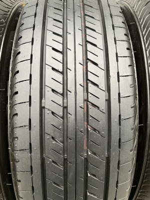 ยางป้ายแดง 205-70-15 Bridgestone ดอกเต็ม ตุ่มเด้งๆ