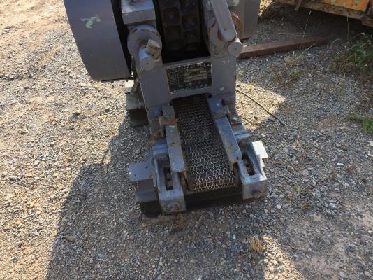 เครื่องอัดก้อน.