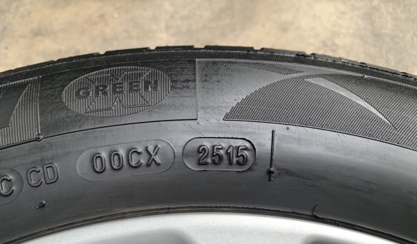 ล้อแม็ก Honda Brio Amaze ขอบ 14 พร้อมยาง 175-65-14 Michelin ปี 15