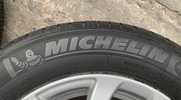 ล้อแม็ก Honda Brio Amaze ขอบ 14 พร้อมยาง 175-65-14 Michelin ปี 15