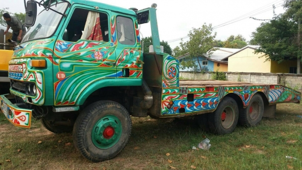 ขายรถแบคโฮKobelco 200พร้อมเทรลเลอร์