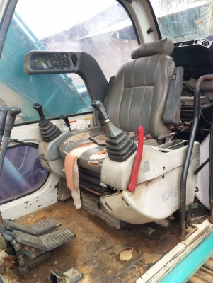 ขาย 490,000 KOBELCO sk 200-5ไฟฟ้าครบ เครื่องดี ปั้มแรง เอวแน่น ช่วงล่างแน่น รถพร้อมใช้งาน เอกสารซื้อขาย รถอยู่ สุรินทร์ 090-772-3710 090-772-3708