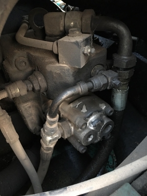 ขานkomatsu PC35-8 พร้อมใช้งาน