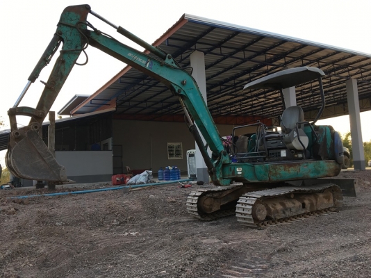 ขานkomatsu PC35-8 พร้อมใช้งาน