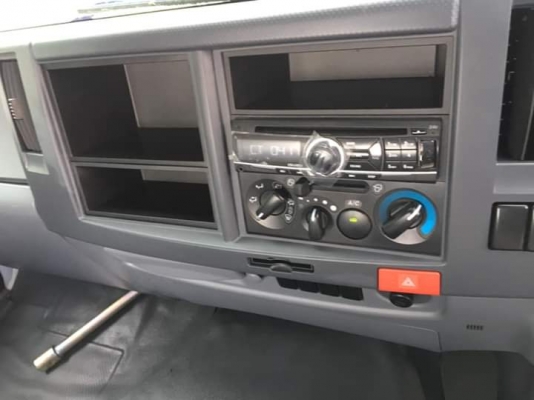 ขาย 6 ล้อ ISUZU FRR 210 พร้อมชุดจดทะเบียน สภาพป้ายแดง รถมือสอง ไมล์แท้ 500 กว่าโล กระบะยาว 6.40 เมตร