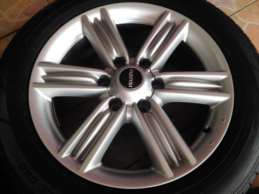 ล้อแม็ก Isuzu D-Max ขอบ 18*7,ET33,6h139 พร้อมยาง Dunlop Sportmaxx 225 60 18 ผลิตปี 2018 ขายถูกๆ ทั้งชุด 13900.- *** ใส่ฟรี รับเทิร์น รับบัตรเครดิตทุกธนาคาร ส่งได้ทั่วไทย ***