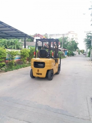 ขายรถยกโฟร์คลิฟท์ยี่ห้อ mitsubishi 2.5 ตัน ดีเซล เสาสูง 5 เมตร ขายรถยกโฟร์คลิฟท์ยี่ห้อ mitsubishi 2.5 ตัน ดีเซล เสาสูง 5 เมตร