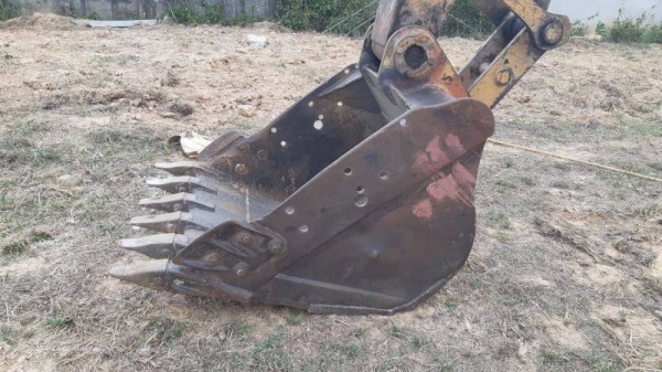 ขาย 490,000 CAT 320 V1  ไฟฟ้าตัด เครื่องดี ปั้มแรง เอวแน่น ช่วงล่างแน่น แอร์หนาว รถพร้อมใช้งาน เอกสารซื้อขาย รถอยู่ สุรินทร์ 064-191-1112