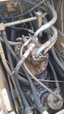 ขาย 490,000 CAT 320 V1  ไฟฟ้าตัด เครื่องดี ปั้มแรง เอวแน่น ช่วงล่างแน่น แอร์หนาว รถพร้อมใช้งาน เอกสารซื้อขาย รถอยู่ สุรินทร์ 064-191-1112