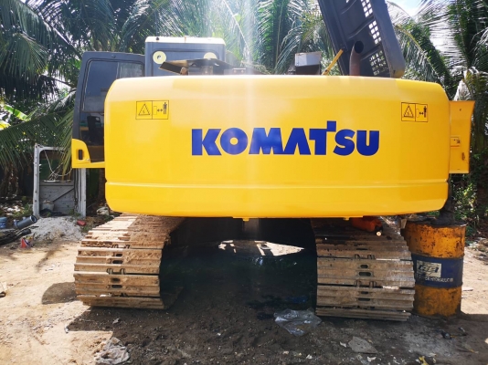 รถแบคโฮ รถสวยสภาพดีช่วงล่างเต็มเอวแน่น รถแบคโฮ รถสวยสภาพดีช่วงล่างเต็มเอวแน่น