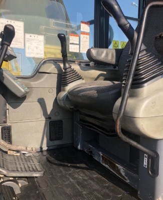 ขายรถขุด KOMATSU PC120-6E ลายหัวกระแทก นำเข้าเองจากญี่ปุ่น สภาพสวยพร้อมใช้ มีVDOการทำงานครับ ขายรถขุด KOMATSU PC120-6E ลายหัวกระแทก นำเข้าเองจากญี่ปุ่น สภาพสวยพร้อมใช้ มีVDOการทำงานครับ