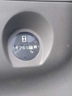 ขายจ้า..HITACHI EX120-5 เก่าใน สภาพสวย เครื่องปั๊มแห้ง  10,xxxชั่วโมง  พร้อมใช้  เอกสารอินซอย โทร 089-3818694 จ๊อย