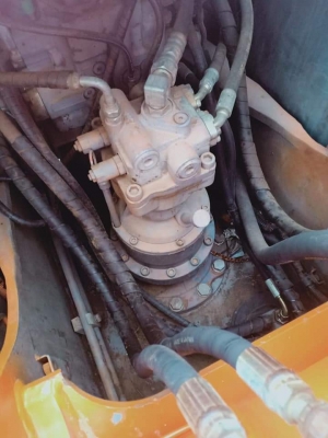 ขายจ้า..HITACHI EX120-5 เก่าใน สภาพสวย เครื่องปั๊มแห้ง  10,xxxชั่วโมง  พร้อมใช้  เอกสารอินซอย โทร 089-3818694 จ๊อย