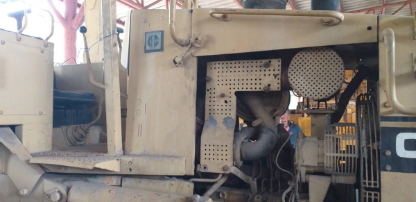 ขาย แทรคเตอร์ CAT  D4H เกียร์ตัด เอกสารเล่มทะเบียน