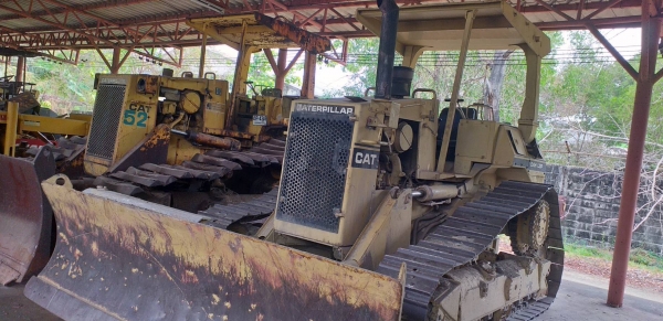 ขาย แทรคเตอร์ CAT  D4H เกียร์ตัด เอกสารเล่มทะเบียน
