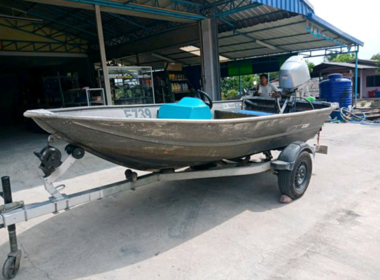 เรือตกปลาพร้อมเครื่อง4จังหวะฮอนด้า30แรง