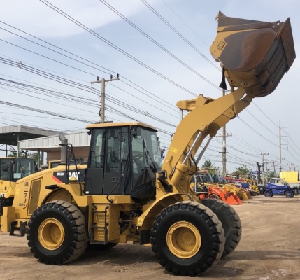 ขายรถตักล้อยาง CAT 962H นำเข้าเองจากญี่ปุ่น สภาพสวยพร้อมใช้ มีVDOการทำงานครับ ขายรถตักล้อยาง CAT 962H นำเข้าเองจากญี่ปุ่น สภาพสวยพร้อมใช้ มีVDOการทำงานครับ